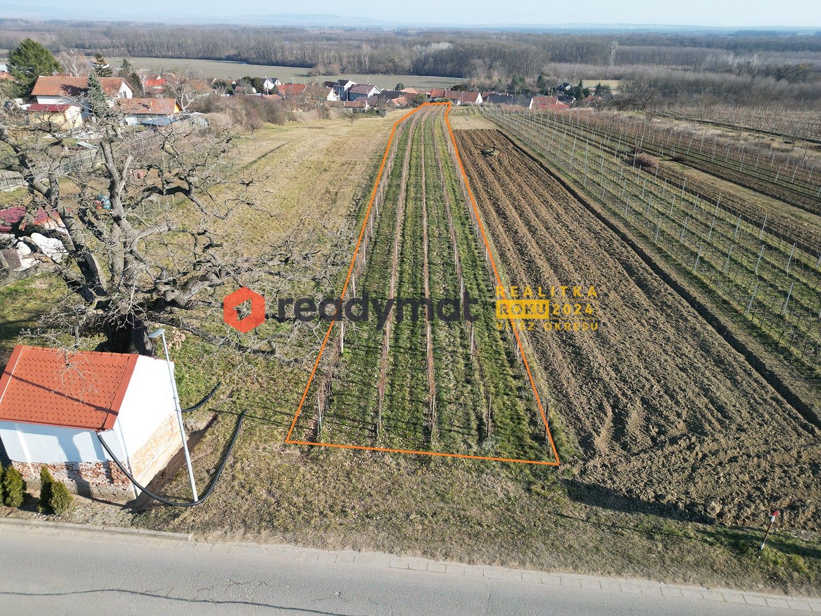 Pozemky pro bydlení, Týnec, 2 052 m²
