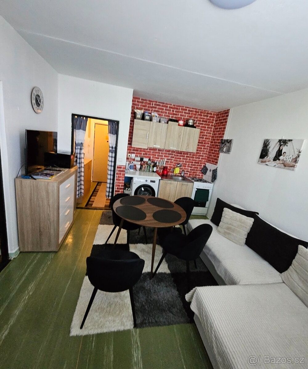 1+1, Kroměříž, 767 01, 36 m²