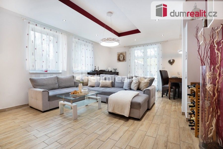 Prodej rodinný dům - Thomayerova, Říčany, 179 m²
