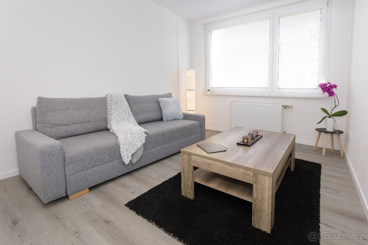 2+kk, Praha, 152 00, 45 m²