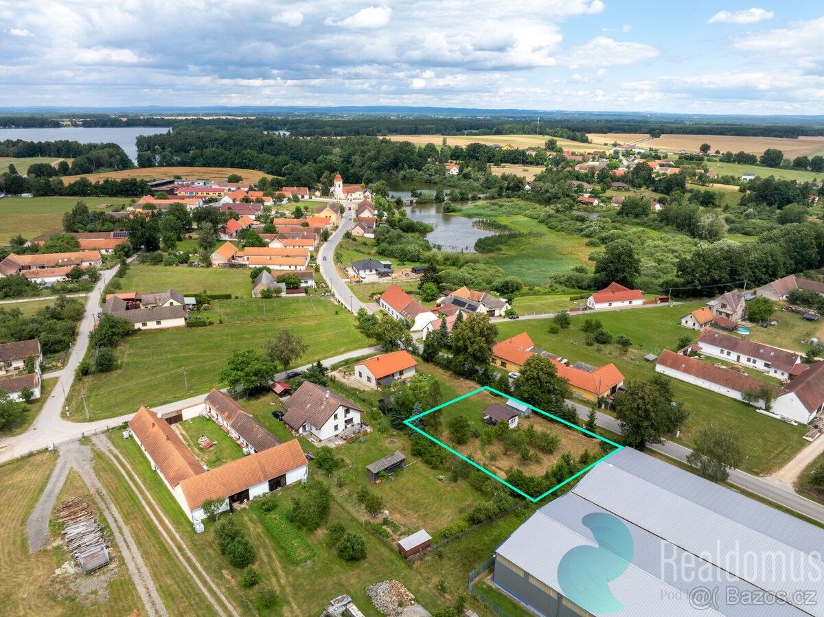 Pozemky pro bydlení, Lišov u Českých Budějovic, 373 72, 1 000 m²