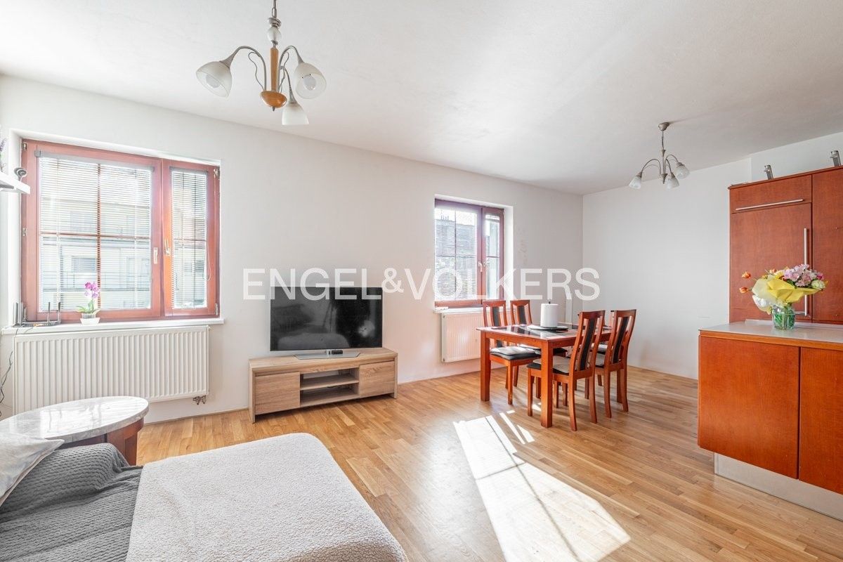 3+kk, Baranova, Praha, 120 m²