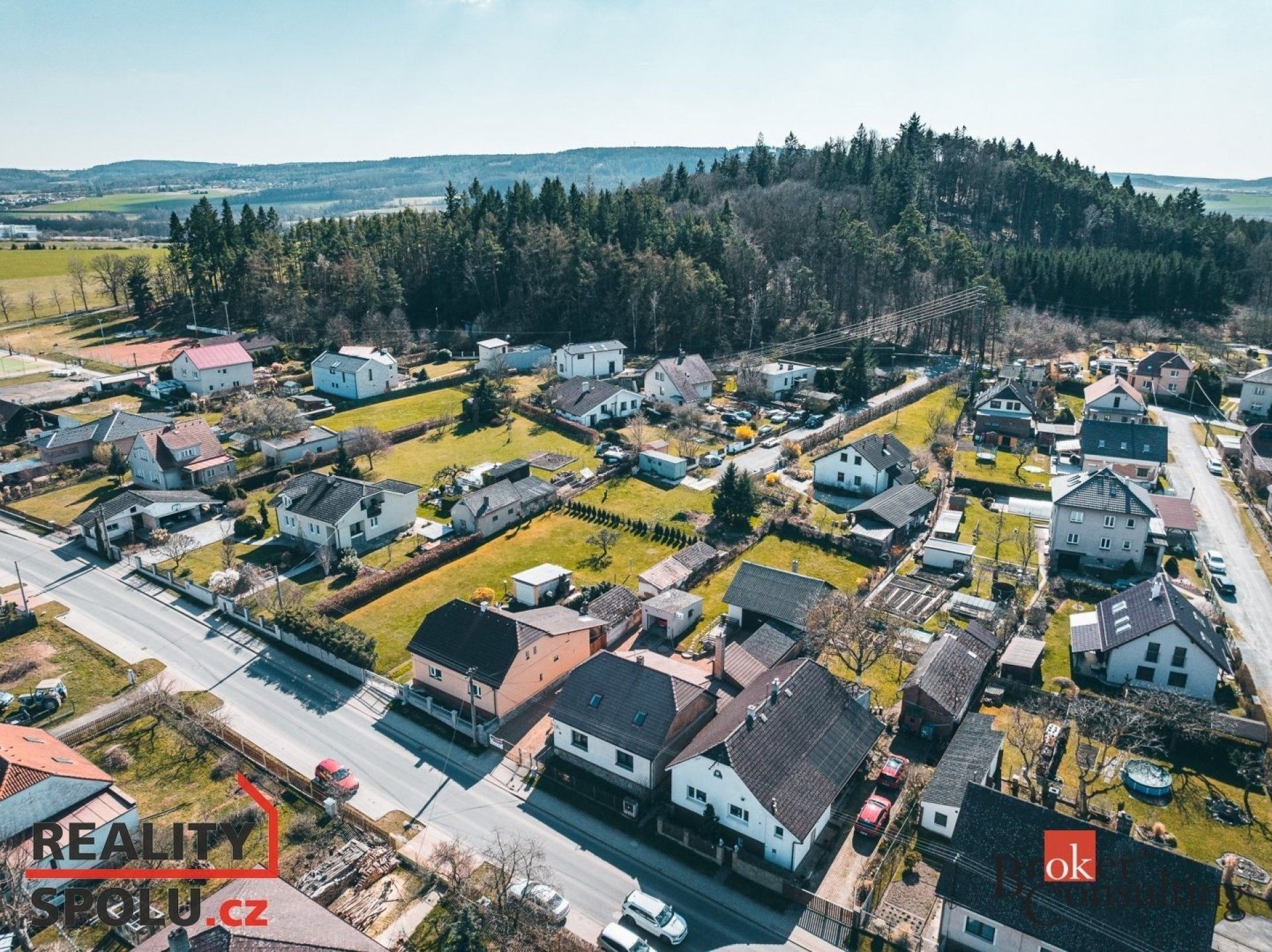Prodej rodinný dům - Litohlavy, 340 m²