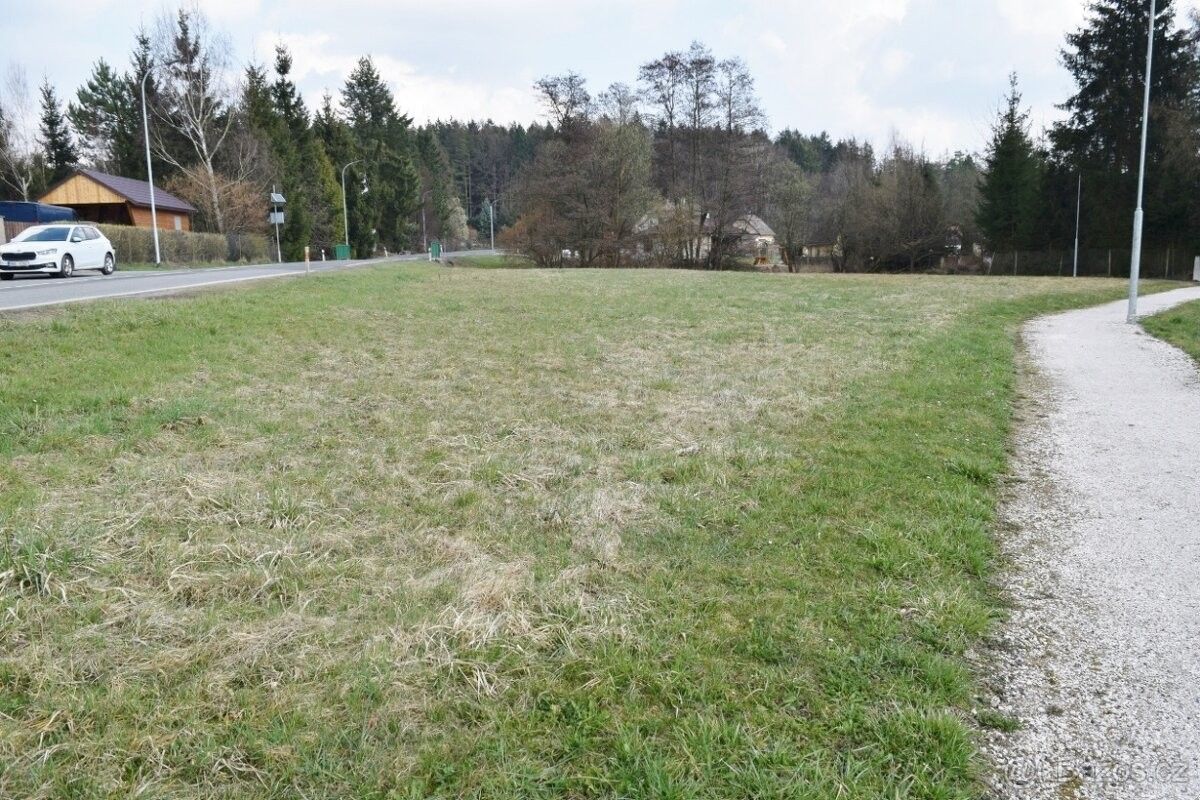 Prodej pozemek pro bydlení - Dvůr Králové nad Labem, 544 01, 1 611 m²