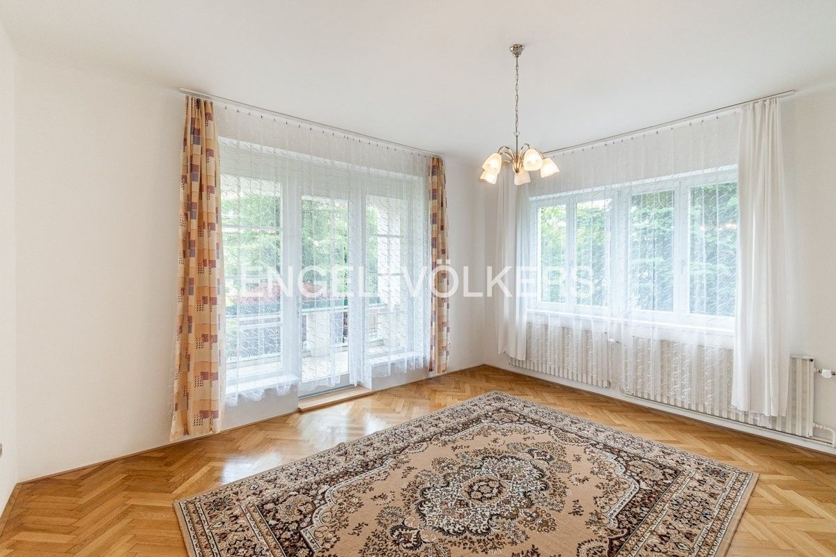 4+1, Nad Šárkou, Praha, 150 m²