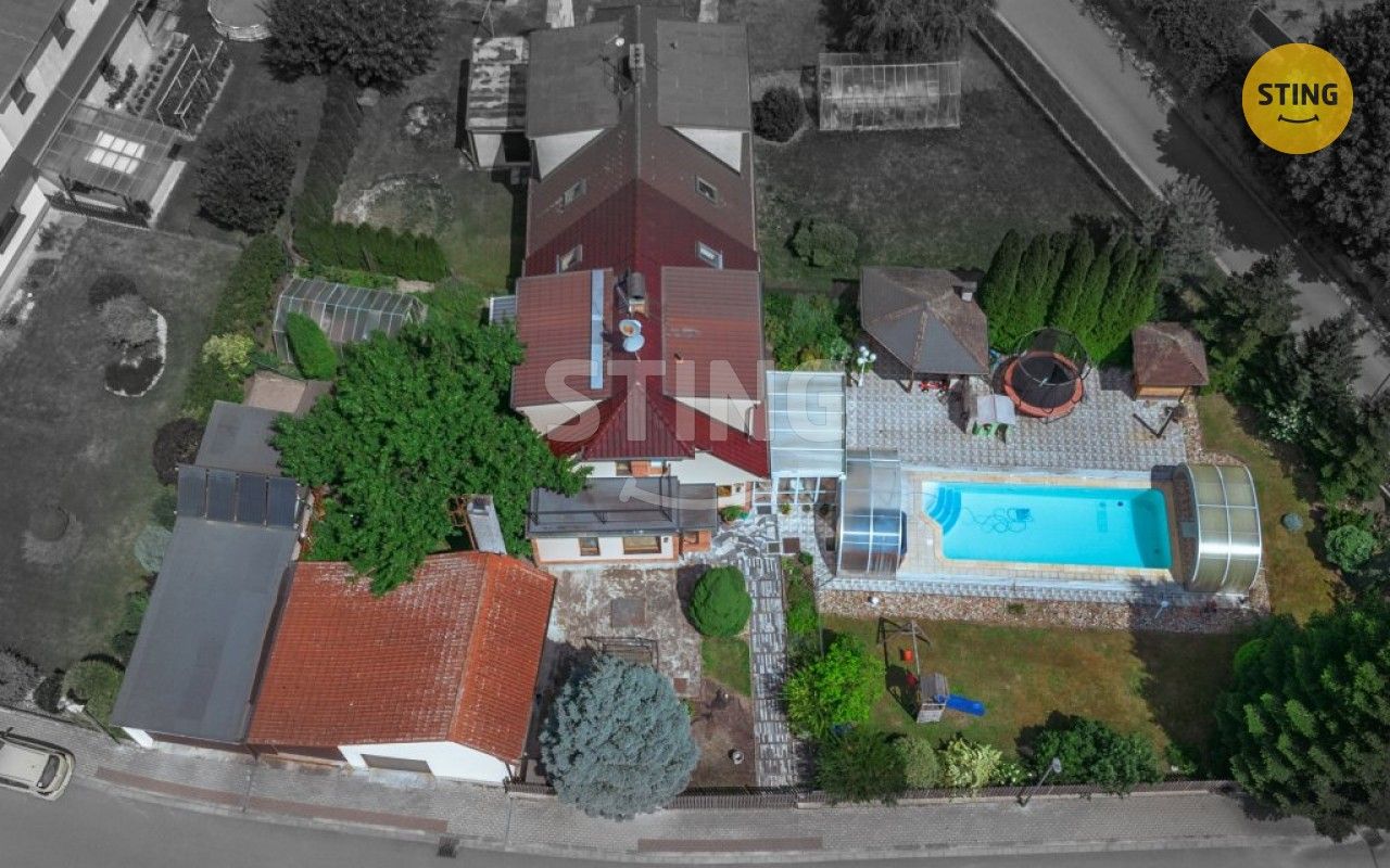 Prodej rodinný dům - Nová Čtvrť, Chrast, 200 m²