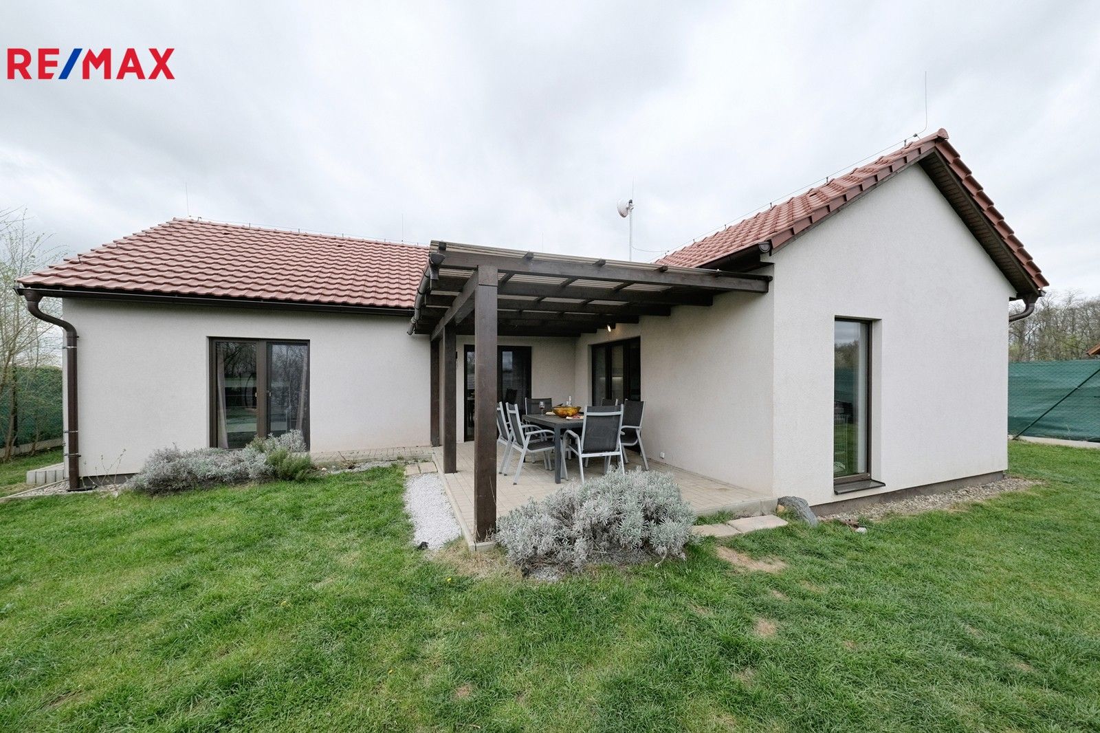 Ostatní, Kaštanová, Veltrusy, 113 m²