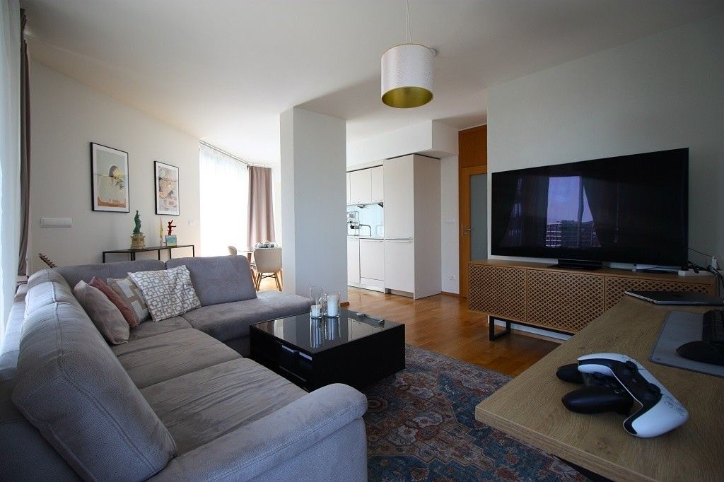 Pronájem byt 2+kk - Praha, 130 00, 76 m²