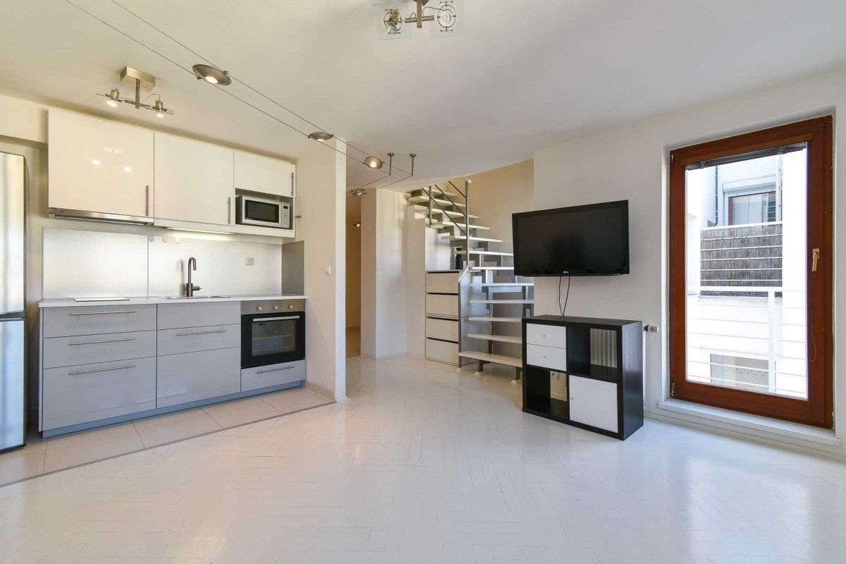 Pronájem byt 3+kk - Baranova, Praha, 70 m²