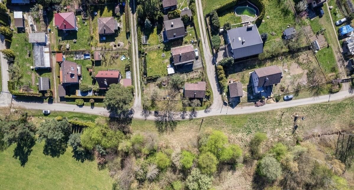 Zahrady, Mostecká, Čerčany, 998 m²
