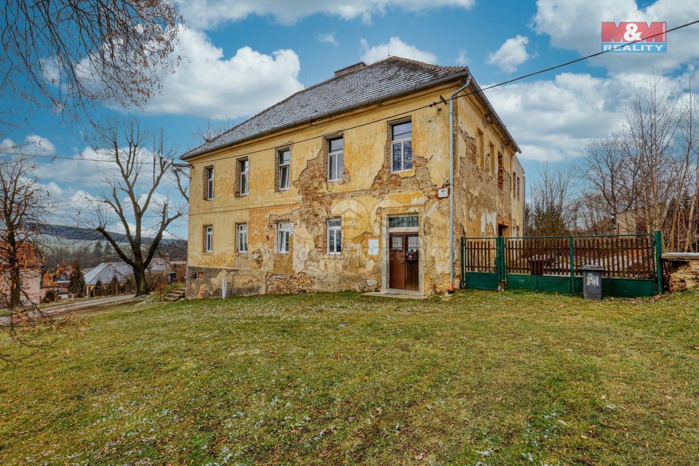Činžovní domy, Hradec, 300 m²