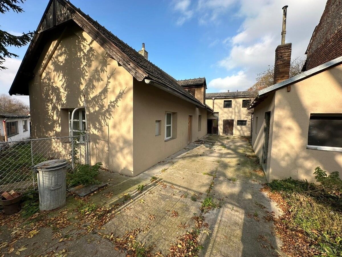 Ostatní, Čachovice u Mladé Boleslavě, 294 43, 635 m²