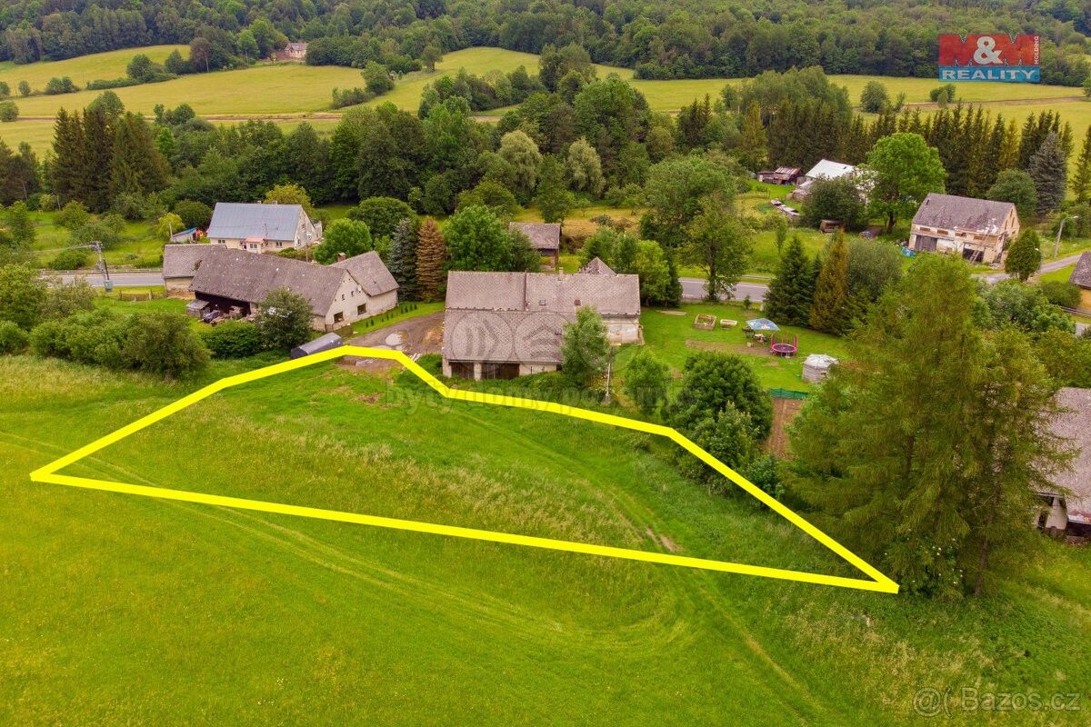 Zahrady, Vápenná, 790 64, 1 442 m²