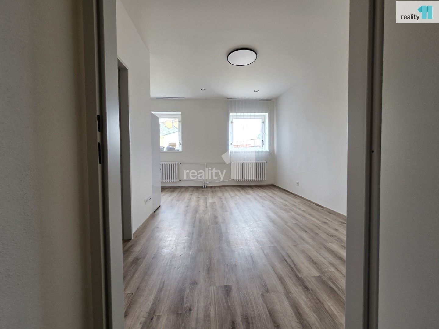 Pronájem byt 2+kk - Korunovační, Praha, 55 m²