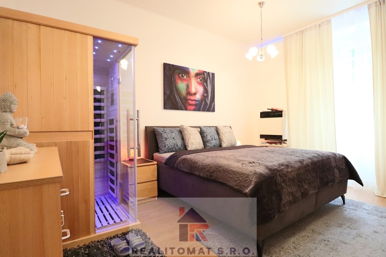Prodej byt 2+kk - Černokostelecká, Praha, 51 m²