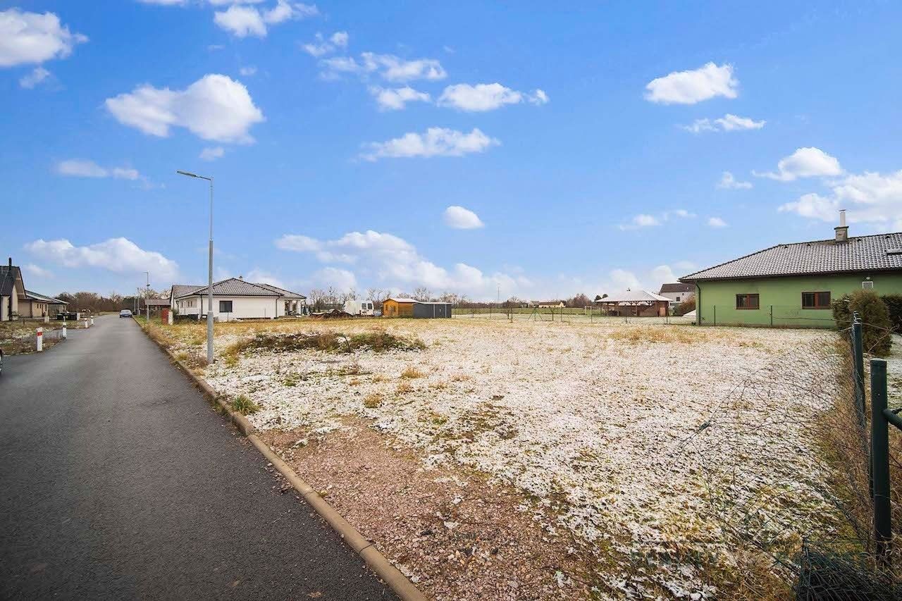 Prodej pozemek pro bydlení - Semín, 1 019 m²