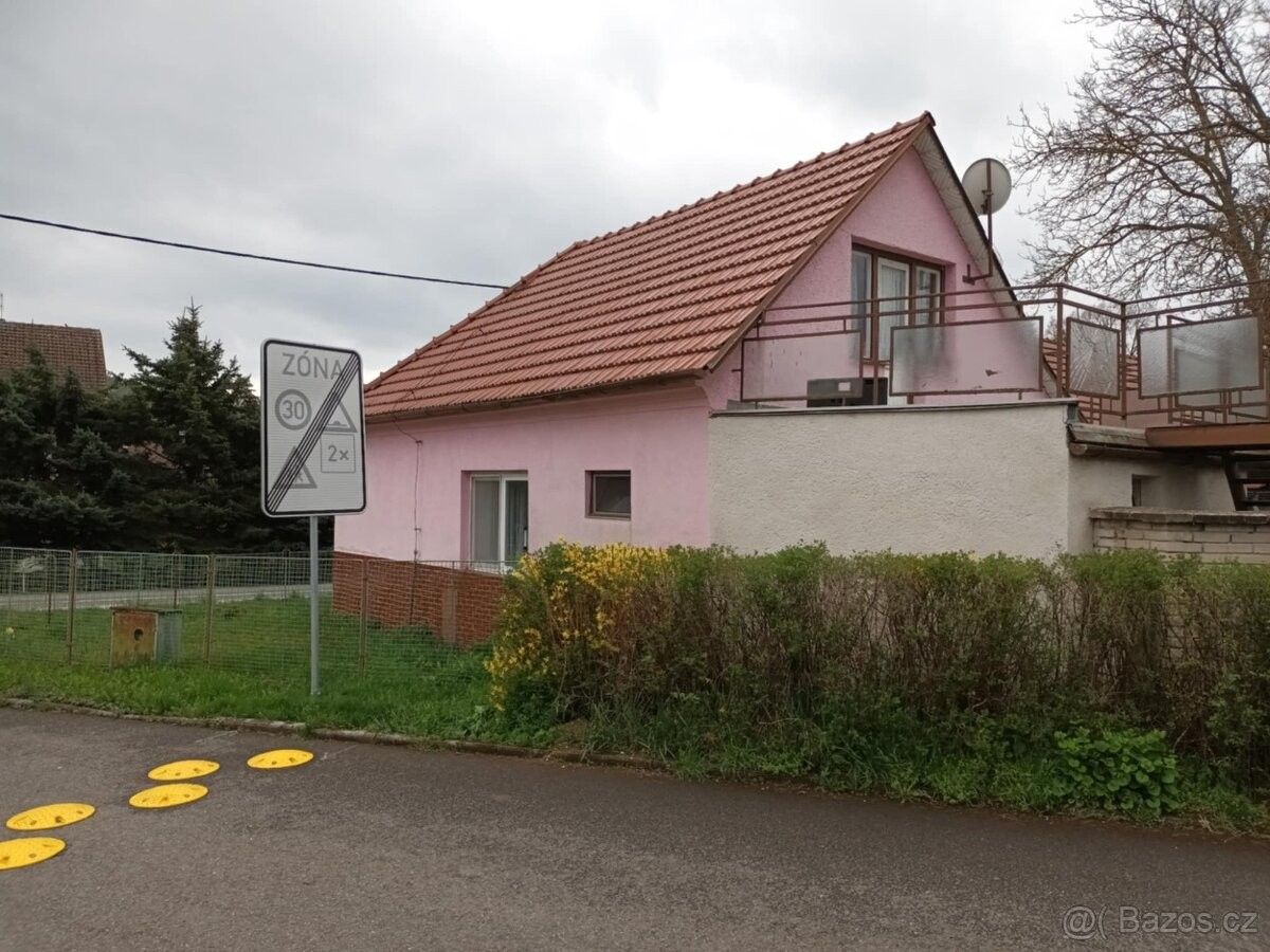Prodej dům - Boršice u Buchlovic, 687 09, 588 m²