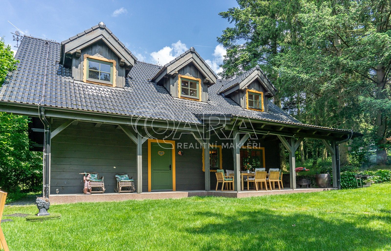 Chalupy, Budín, Samopše, 229 m²