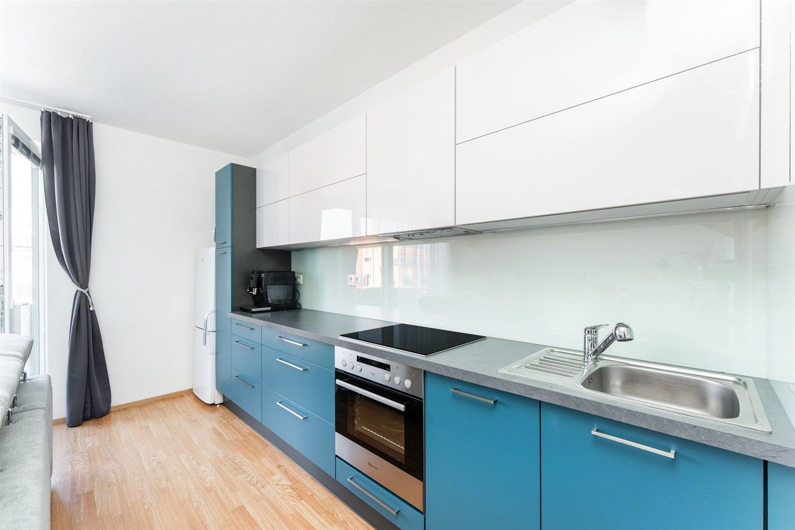 2+kk, Ječná, Hostivice, 48 m²