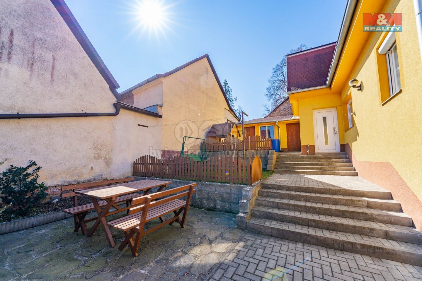 Prodej rodinný dům - Dačická, Jemnice, 100 m²
