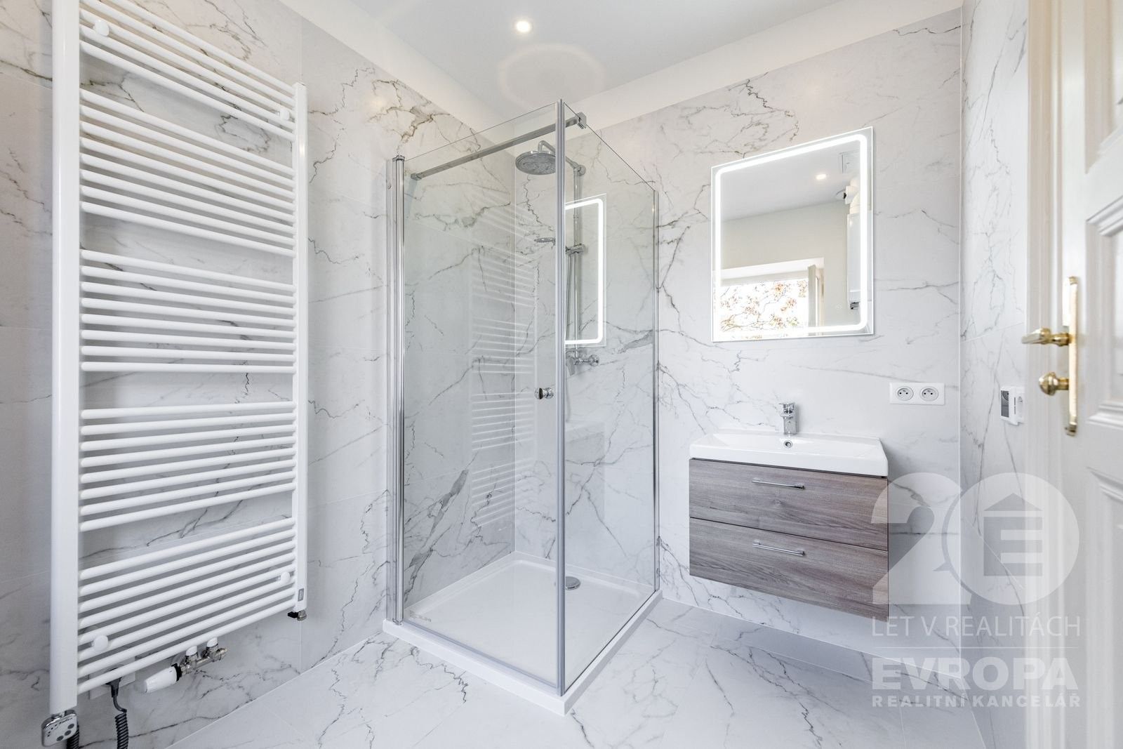 Prodej byt 3+kk - Pod Slovany, Praha, 100 m²
