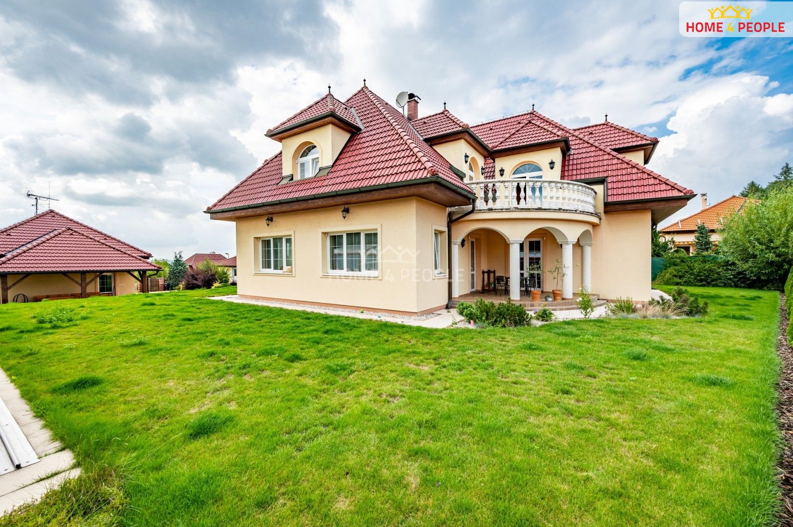 Rodinné domy, Vrcha II, Divišov, 350 m²