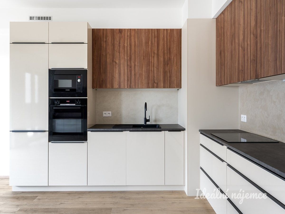 Pronájem byt 3+kk - Praha 9, Praha, 90 m²