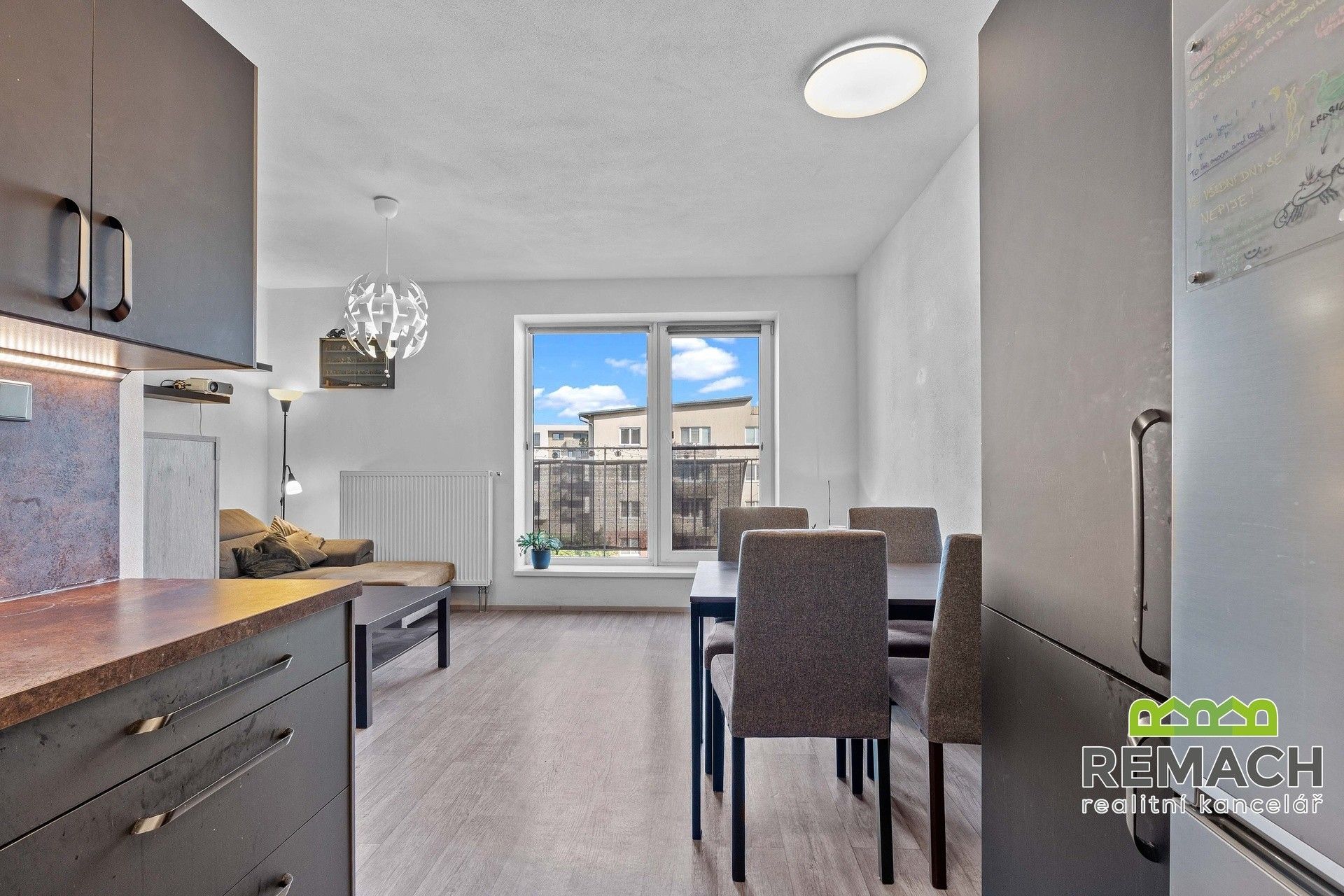 Pronájem byt 2+kk - Jabloňová, Uherské Hradiště, 52 m²