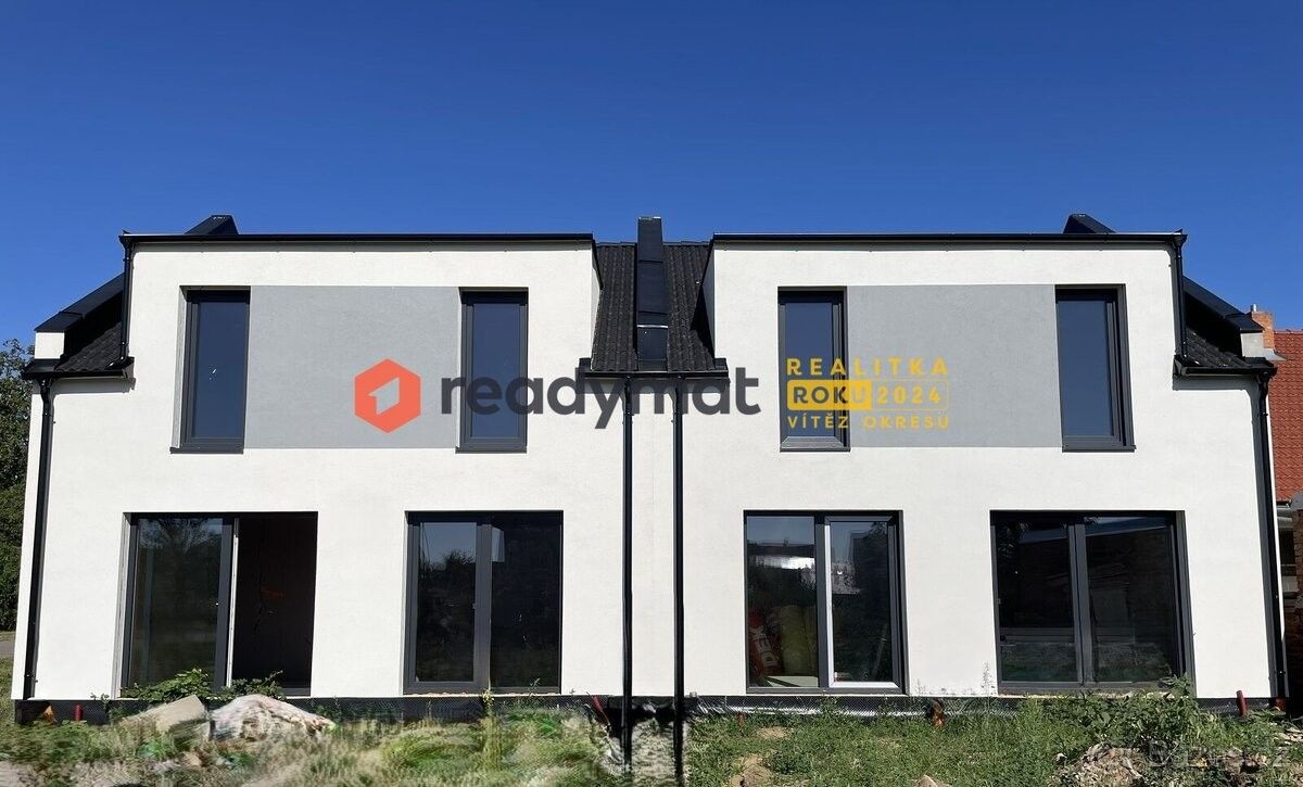 Prodej dům - Lužice u Hodonína, 696 18