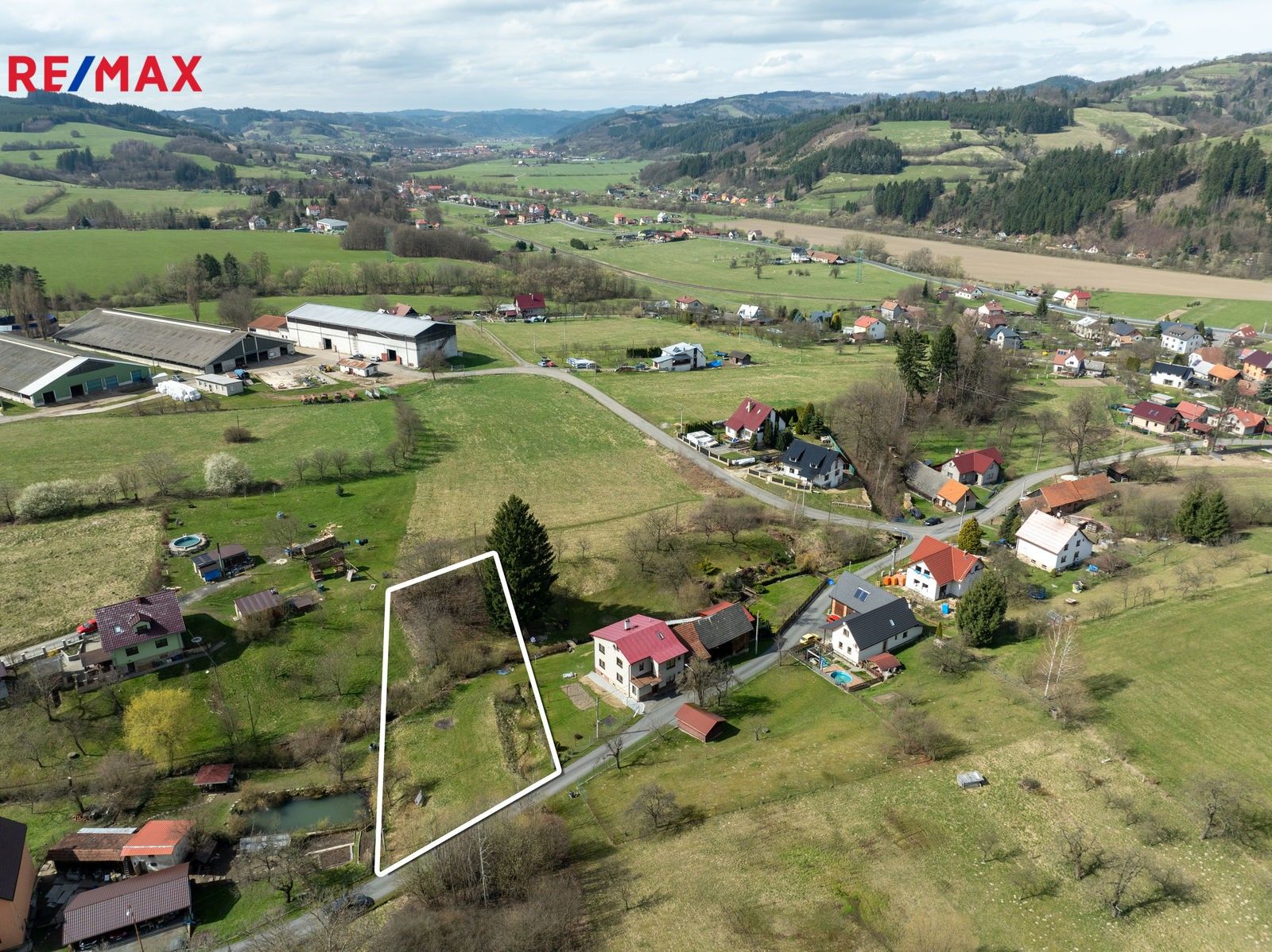 Pozemky pro bydlení, Huslenky, 1 530 m²