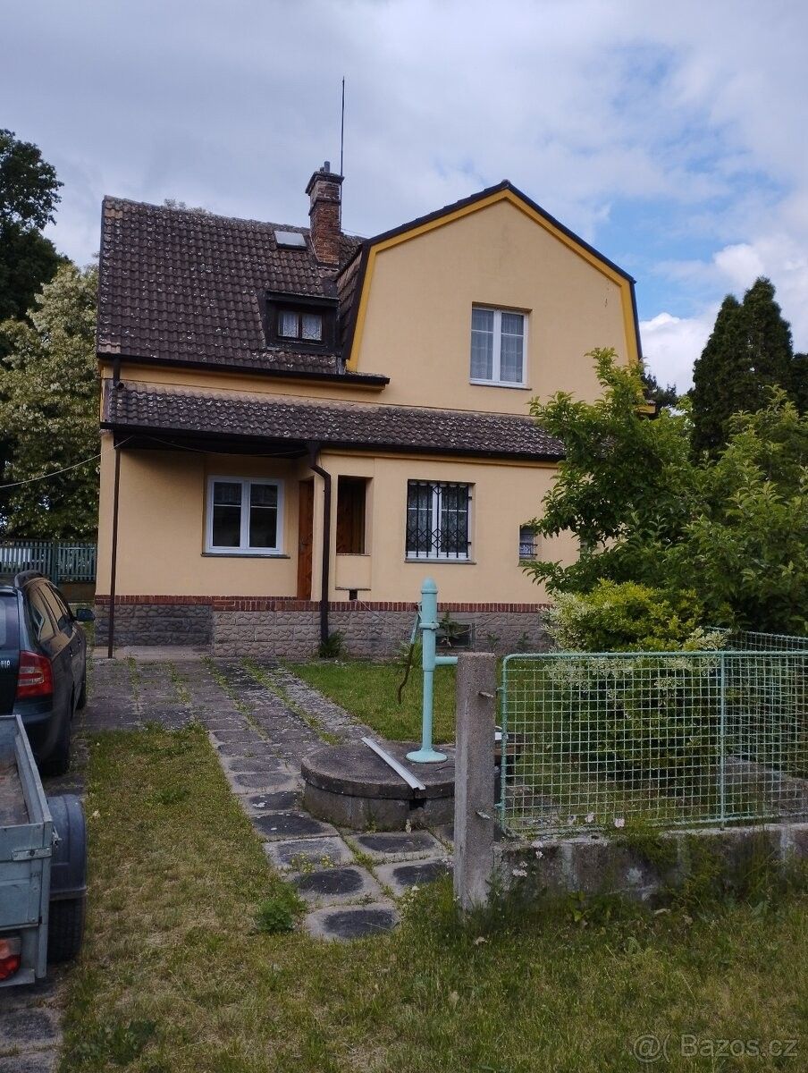 Prodej dům - Čelákovice, 250 88, 701 m²