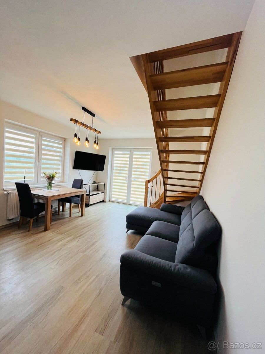 3+kk, Chotětov, 294 28, 73 m²