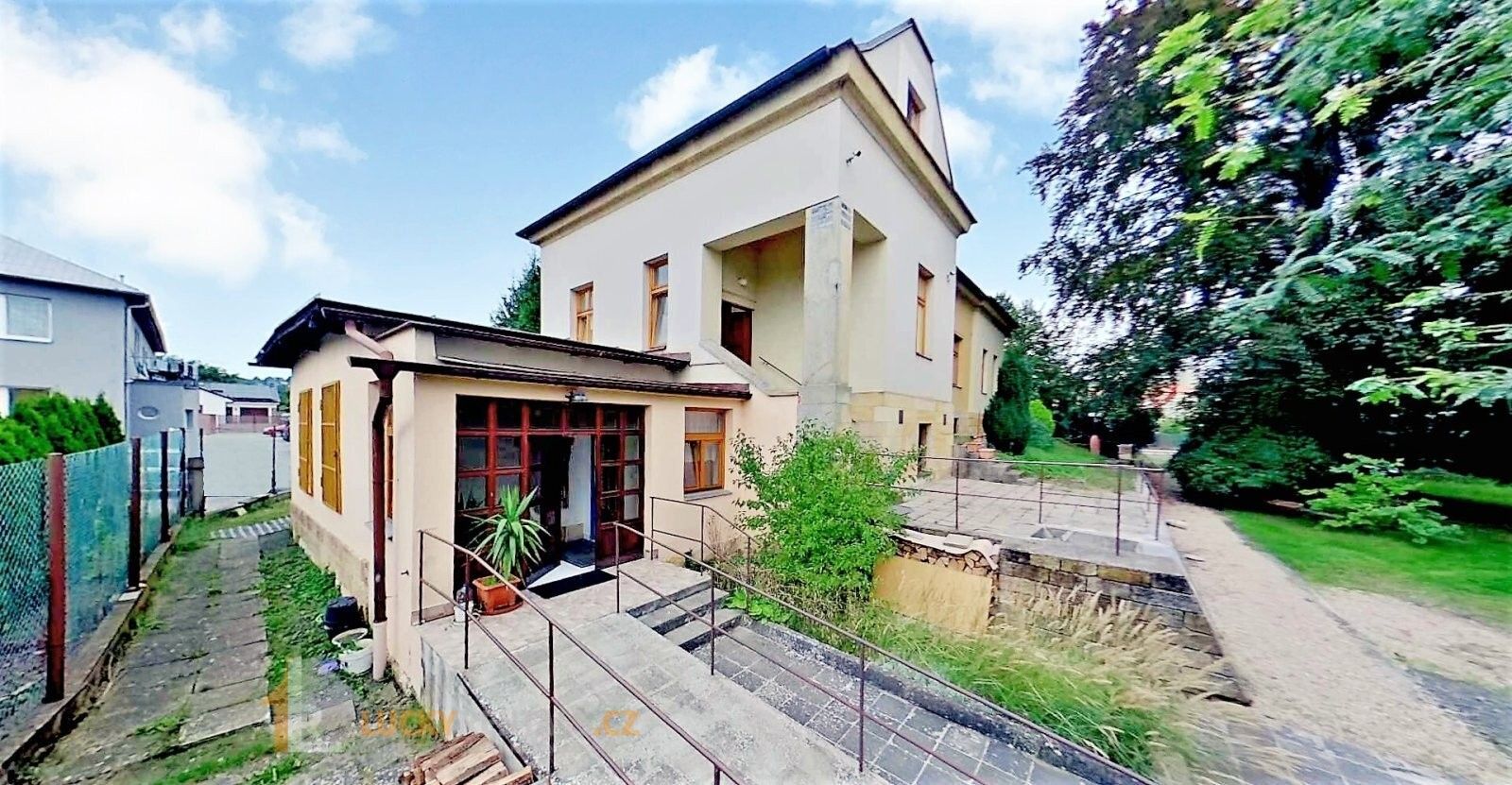 Vily, Pelikánova, Hořice, 675 m²