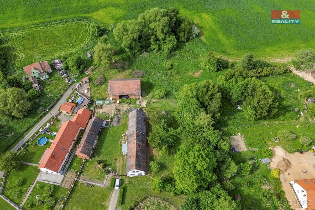 Prodej pozemek pro bydlení - Líšťany, 330 35, 2 302 m²