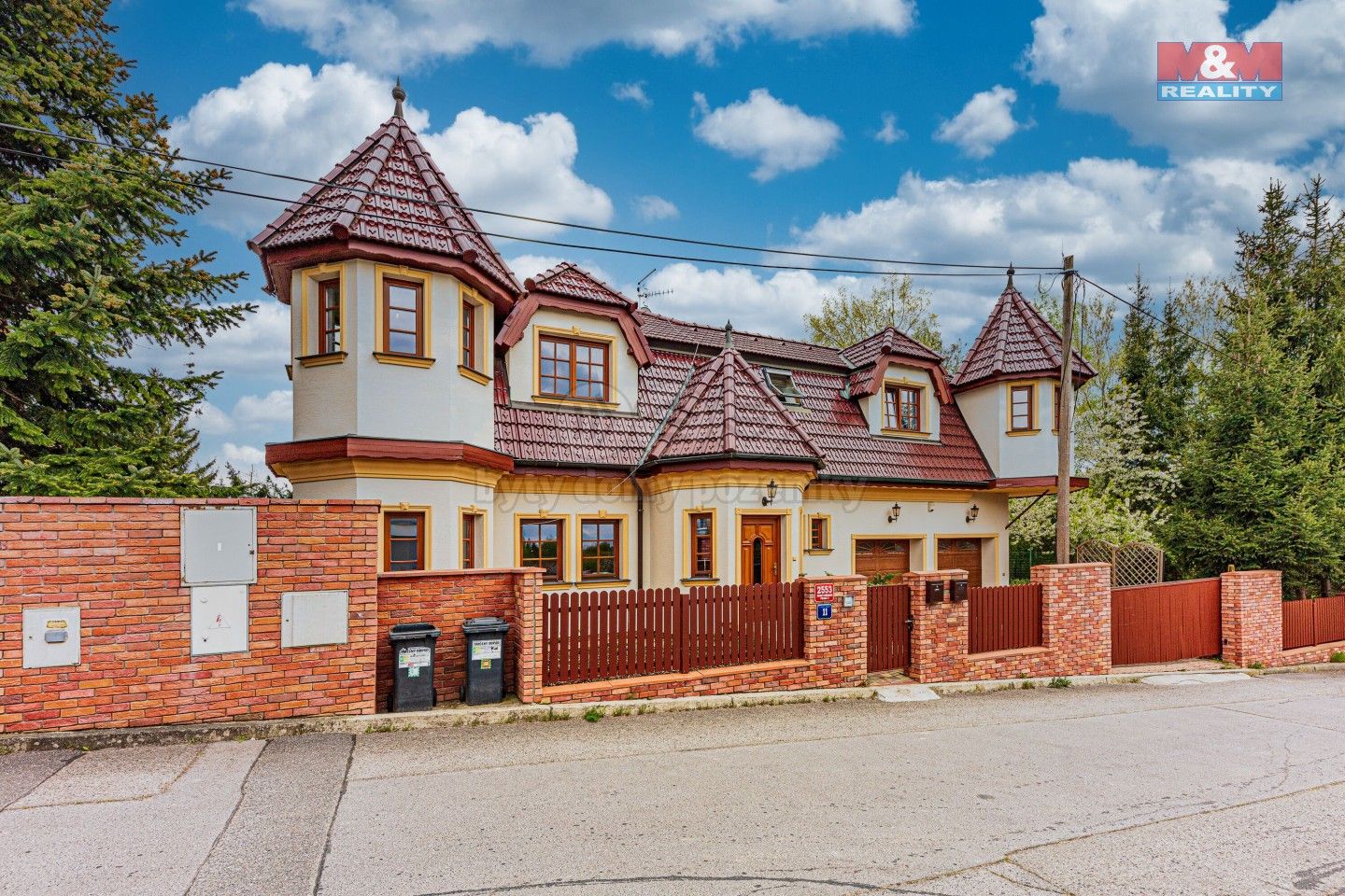 Rodinné domy, Dobrošovská, Praha, 295 m²