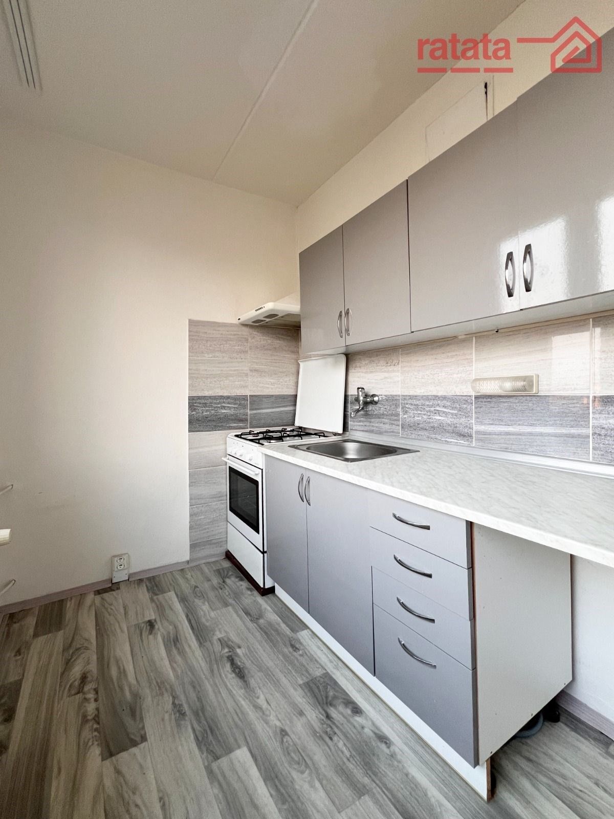2+1, Bezručova, Chomutov, 54 m²