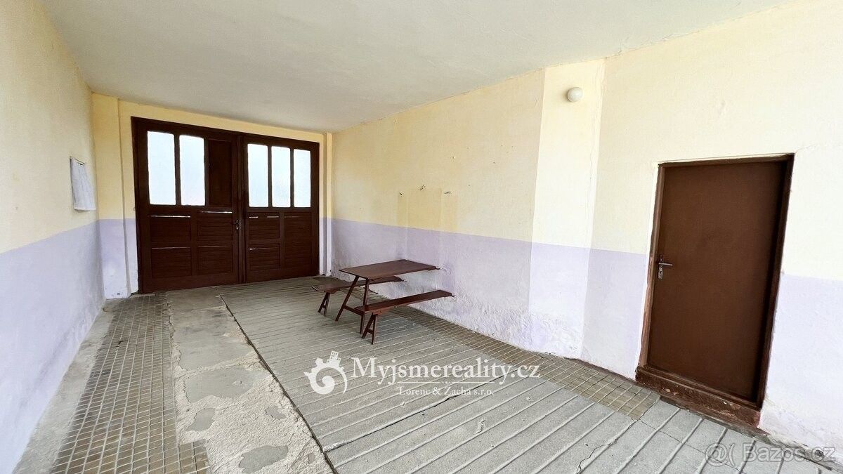 Prodej dům - Kravsko, 671 51, 380 m²