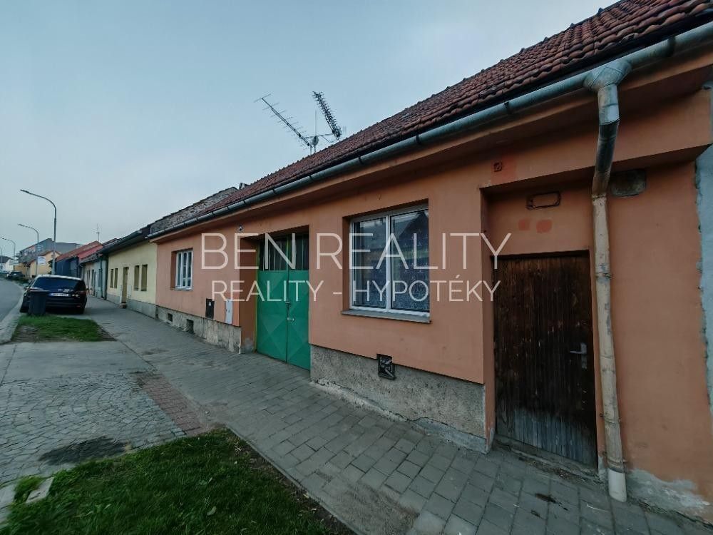 Prodej dům - Napajedla, 763 61