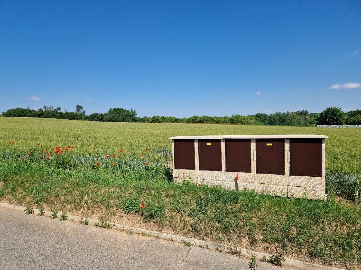 Prodej pozemek pro bydlení - Tachlovice, 252 17, 1 087 m²