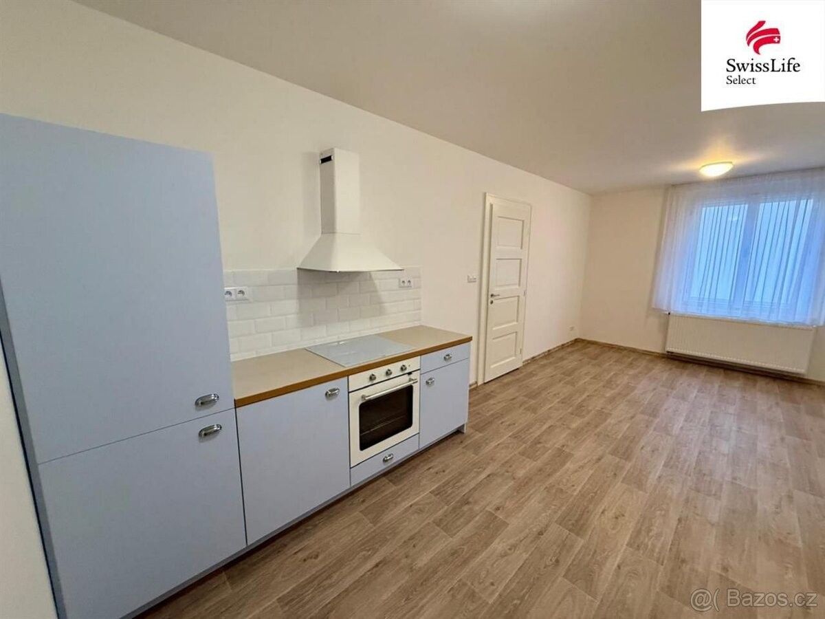 2+kk, Pardubice, 530 02, 64 m²