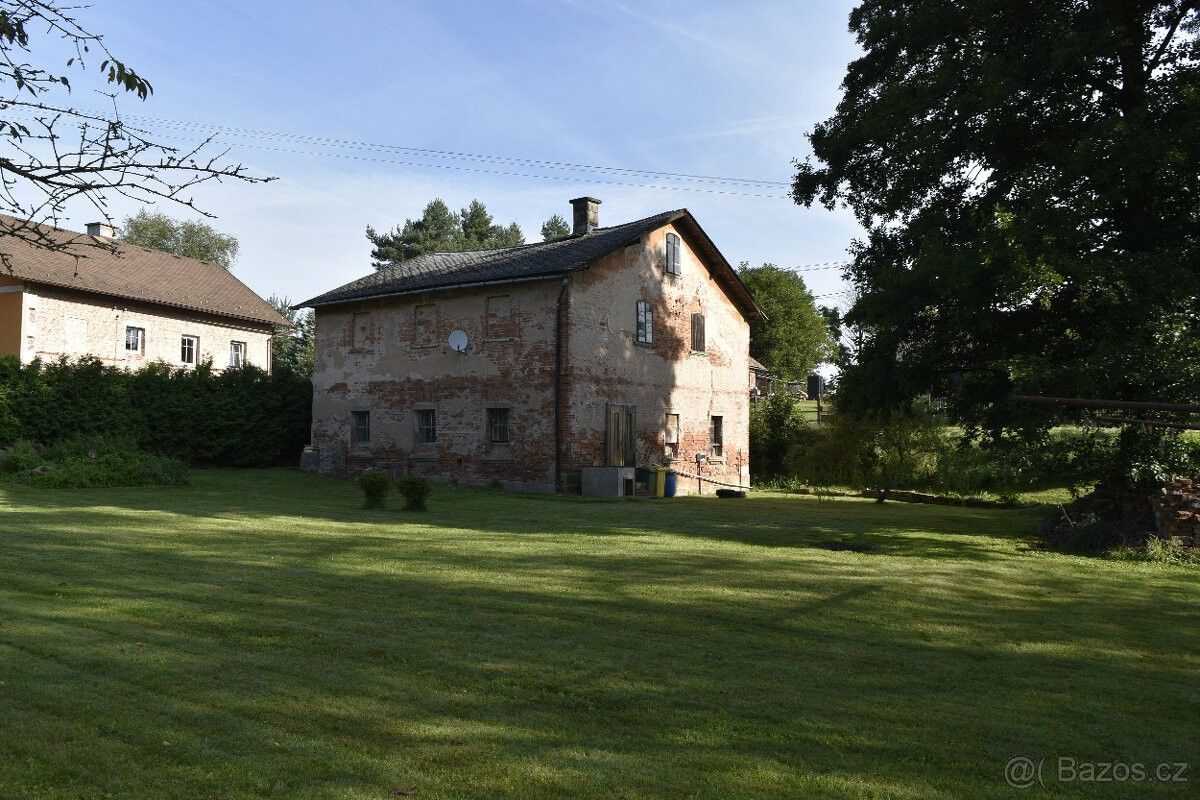 Prodej dům - Broumov, 550 01, 1 558 m²