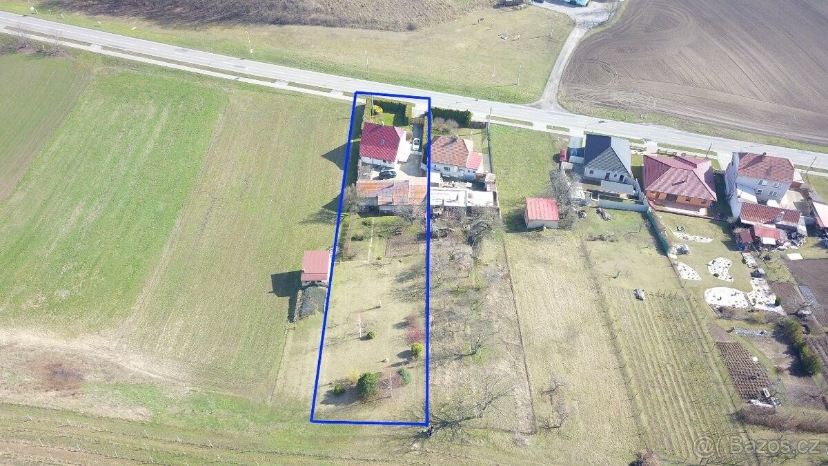 Prodej dům - Čejč, 696 14, 1 945 m²