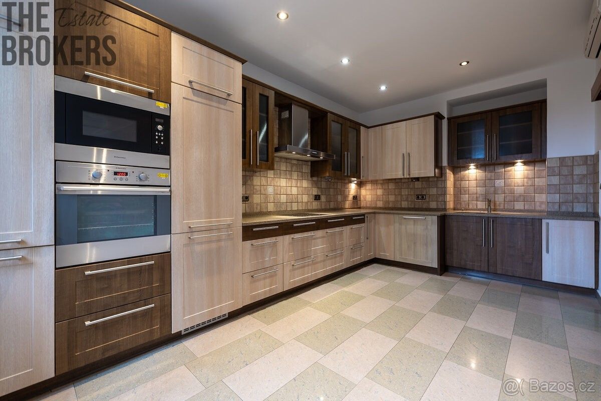 3+1, Praha, 161 00, 95 m²