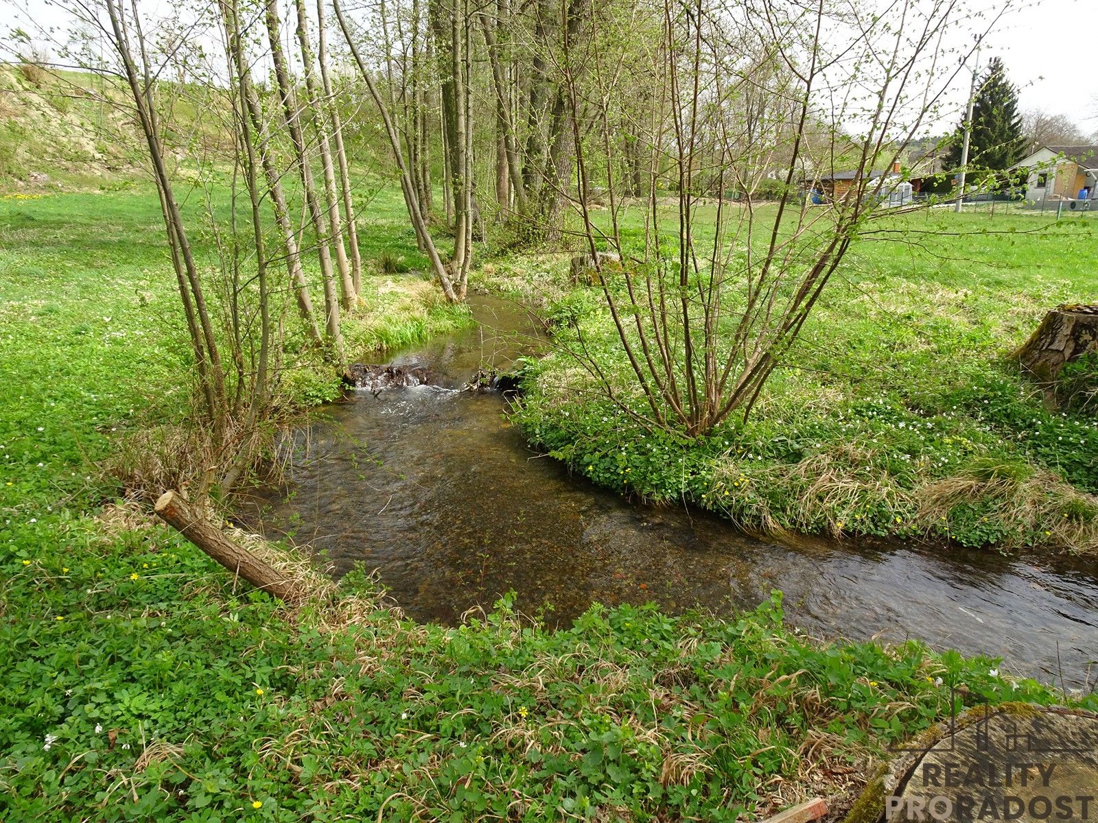 Louky, Kvasiny, 5 086 m²