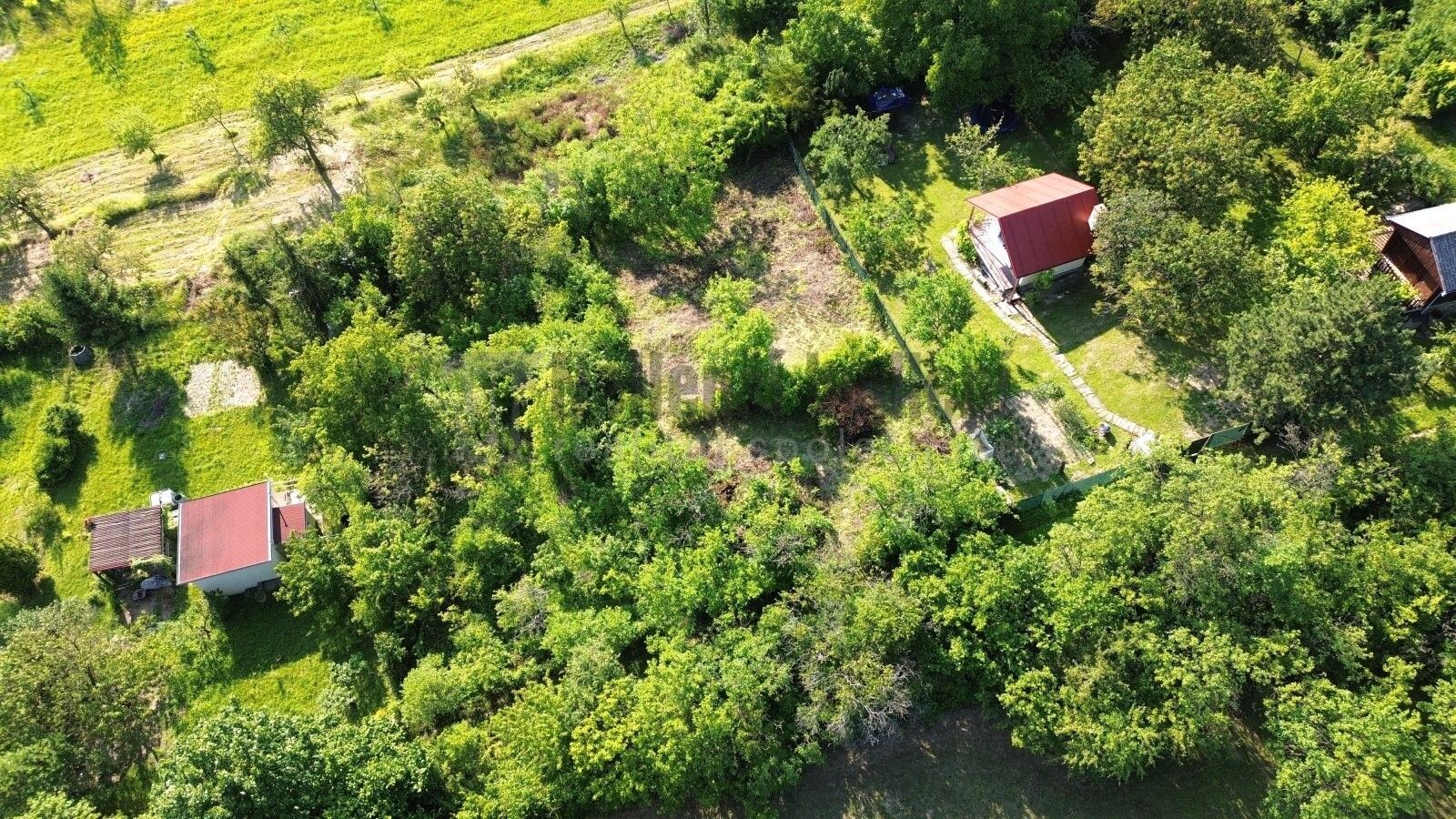 Zahrady, Slavkov u Brna, 570 m²