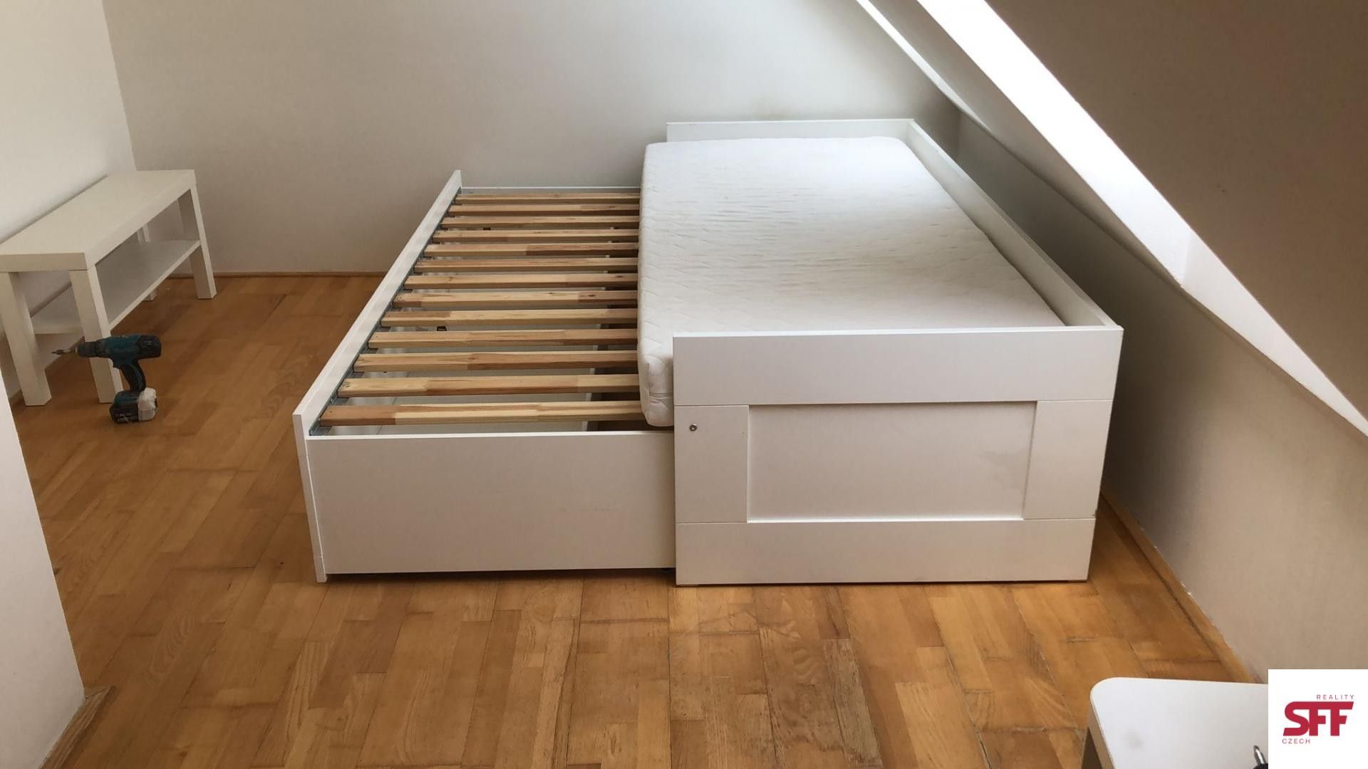 Byty, Za Pohořelcem, Praha, 15 m²