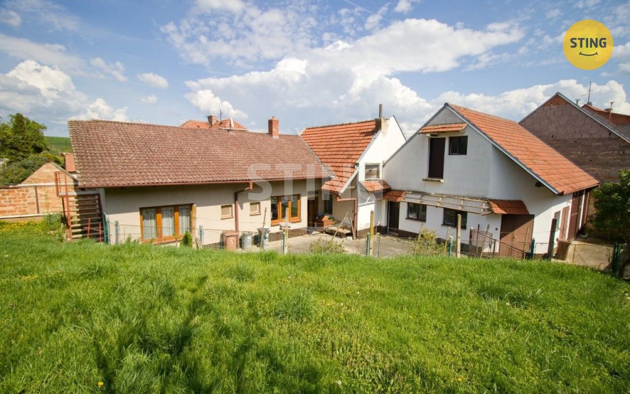 Rodinné domy, Šardice, 145 m²