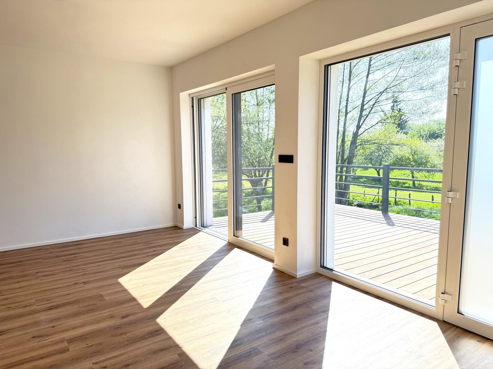 Prodej rodinný dům - Buš, 120 m²