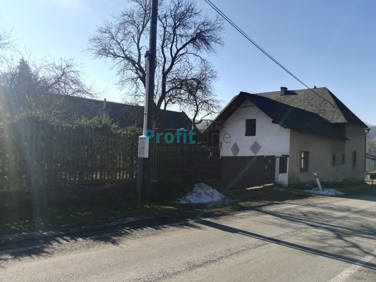 Rodinné domy, Jestřebí, 127 m²