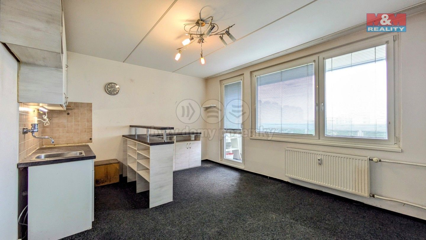 Prodej byt 1+kk - Svídnická, Praha, 28 m²